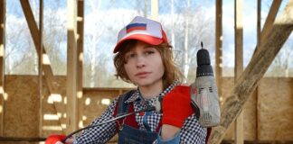 Co jest tańsze deski czy płyta OSB?