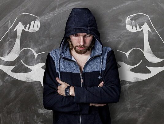 Jaka twardość materaca na chory kręgosłup?