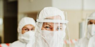 Czy maseczka chroni przed dymem papierosowym?